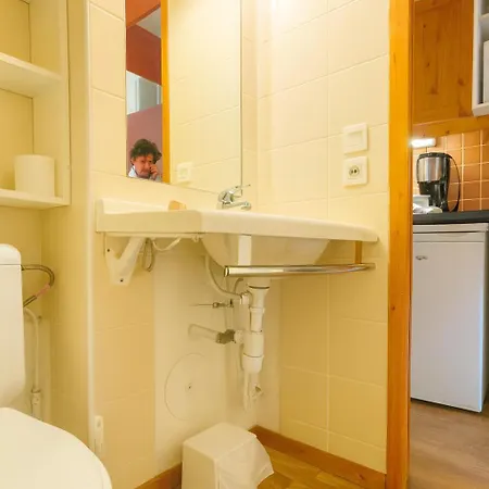 Studios&appartements Aux Pieds - *